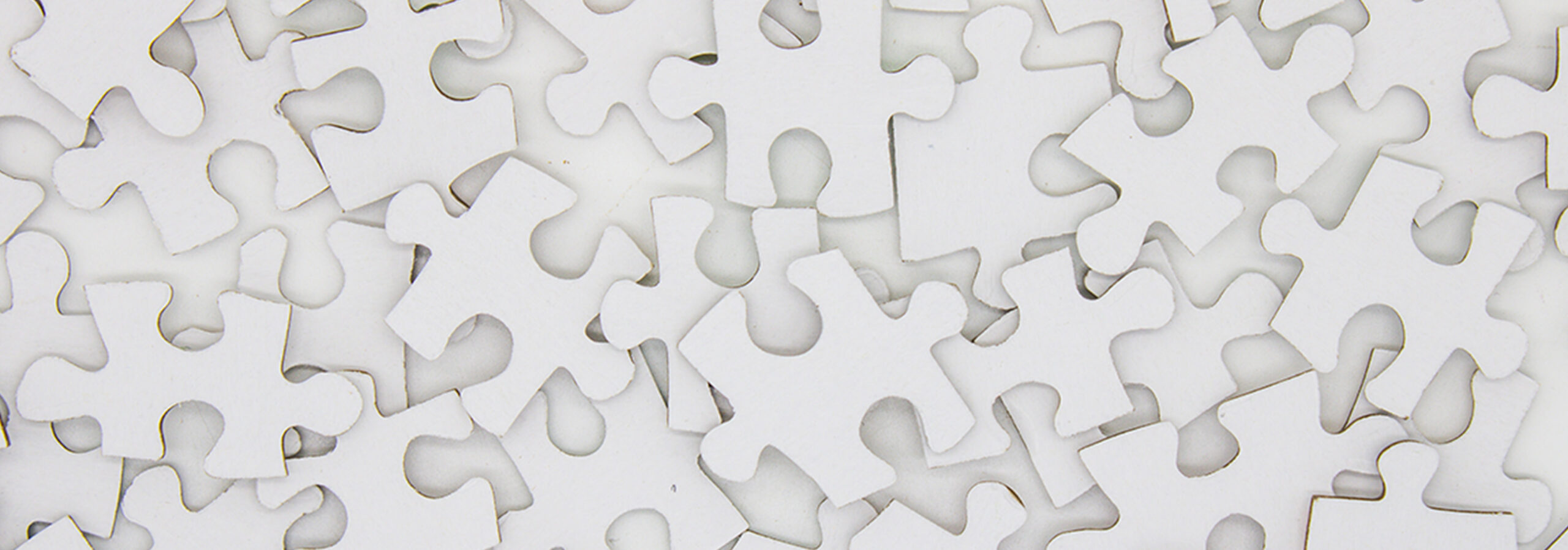 Microservices puzzle pieces image